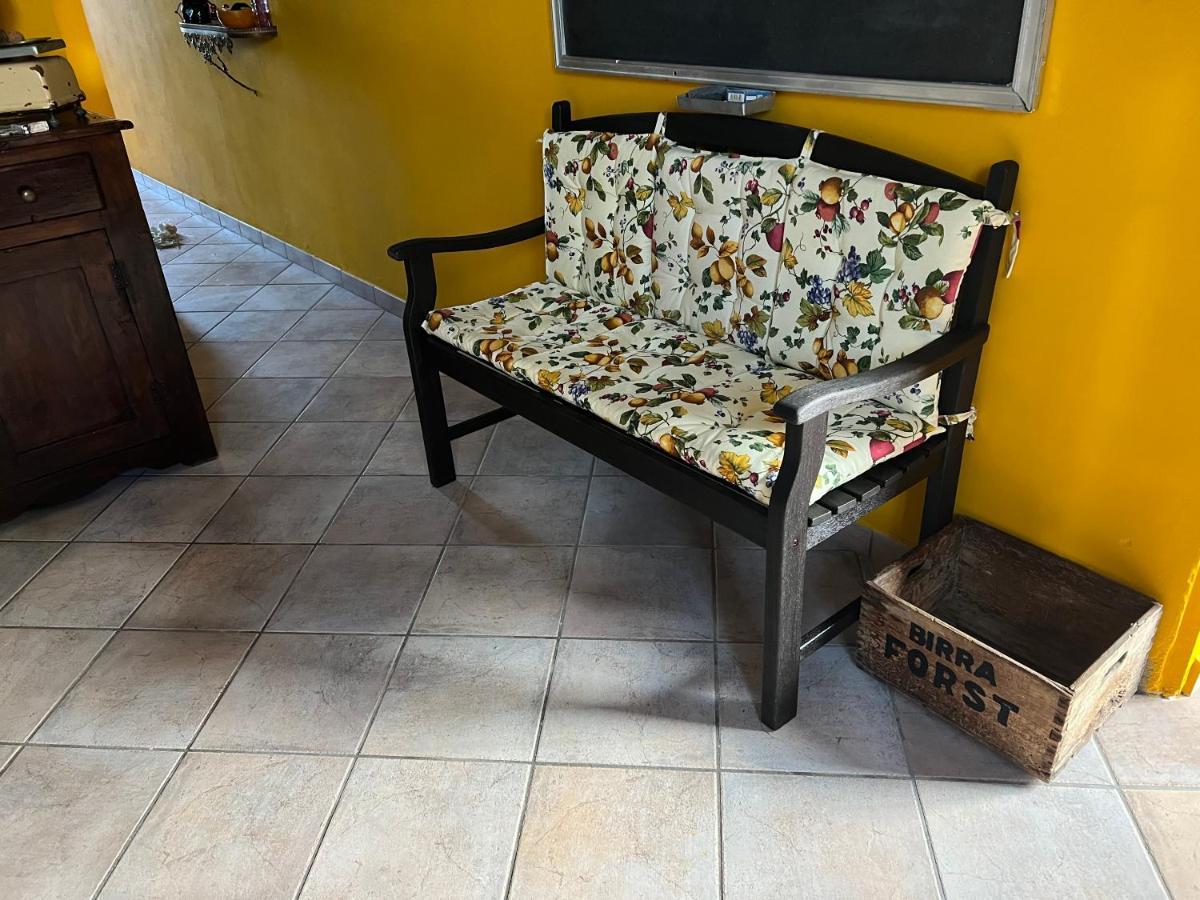 La Frasca Acomodação com café da manhã Coltaro Exterior foto