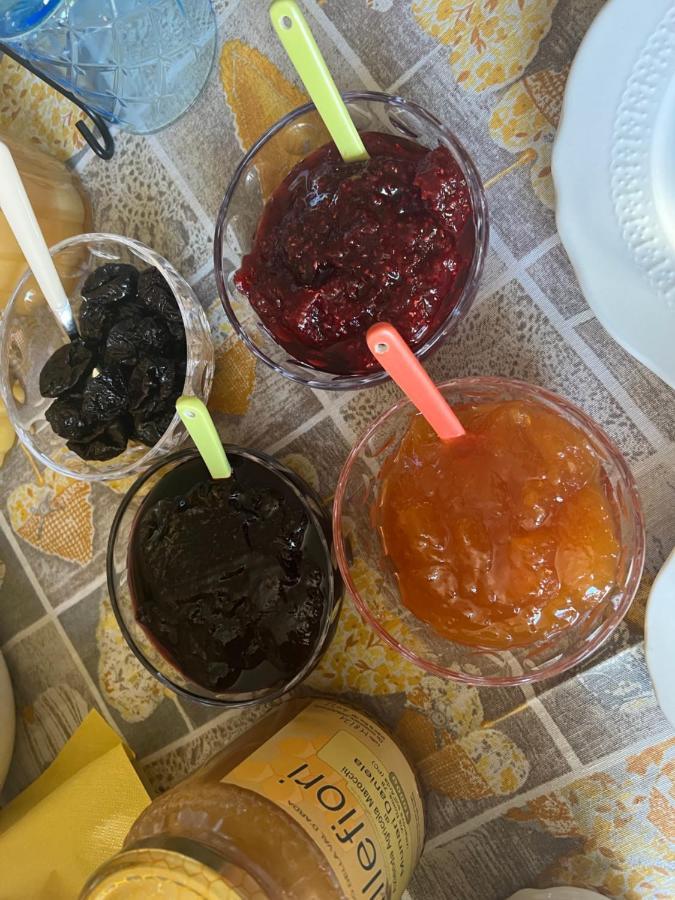 La Frasca Acomodação com café da manhã Coltaro Exterior foto